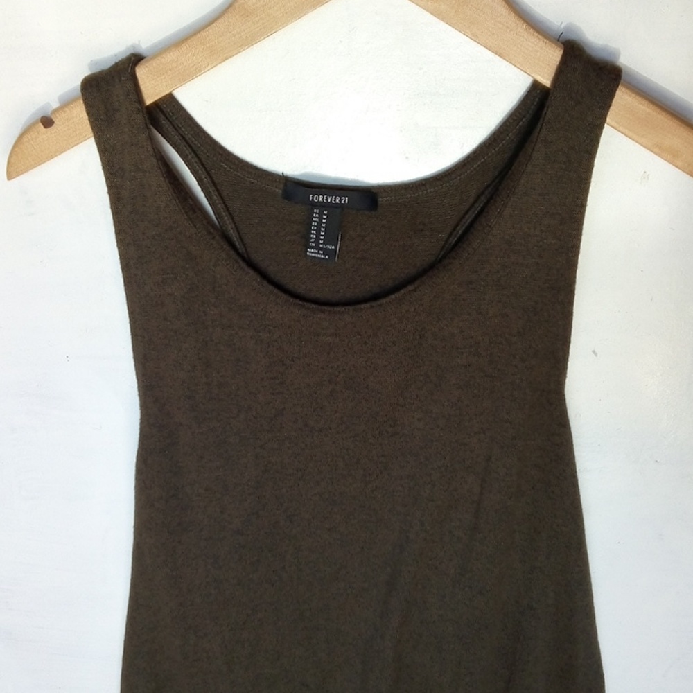 🌻Forever 21 Green Olive Racerback Tank Top